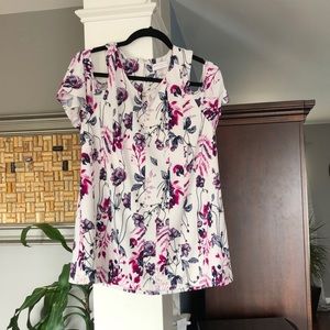 Stretchy Cold Shoulder Top